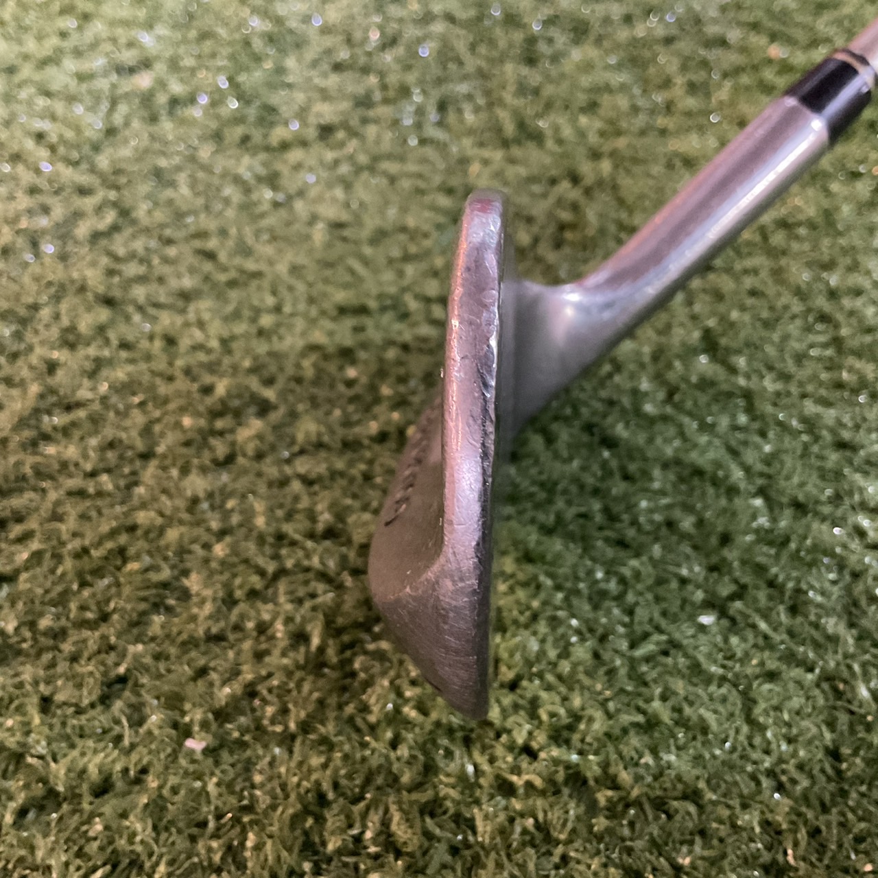 WEDGE GOLDEN PRIX : -V7- 50° A ก้านกราไฟร์