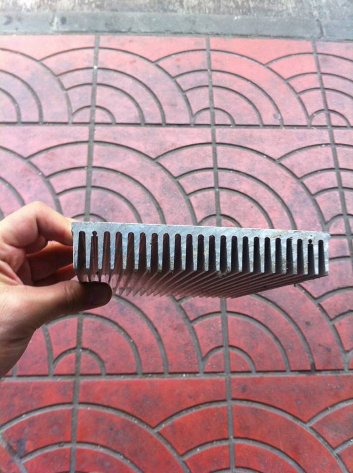 ขาย HEATSINK ฮีทซิ้ง รุ่น950กว้าง15Xยาว20Xหนา2.6cm ซม. ยี่ห้อ ราคา ตัวละ หน่วย . . . บาท