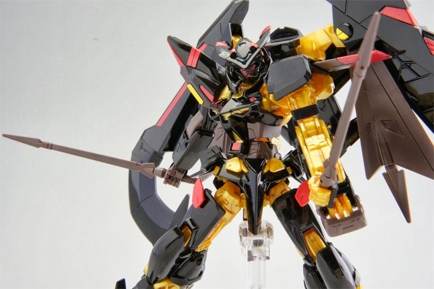 1057591 HG 1/144 Gundam Astray Gold Frame Amatsu Mina