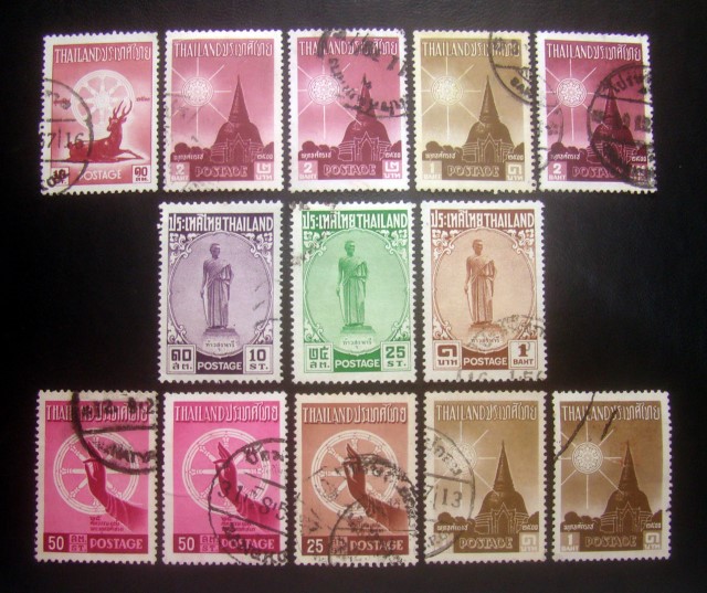 [s2885]-แสตมป์ชุดท้าวสุรนารี ปี 2498 ครบชุด + แสตมป์ฉลอง 25 พุทธศตวรรษ พ.ศ.2500 ตกเศษ จำนวน 10 ดวง ใช้แล้ว ราคาเบา น่าสะสมครับ