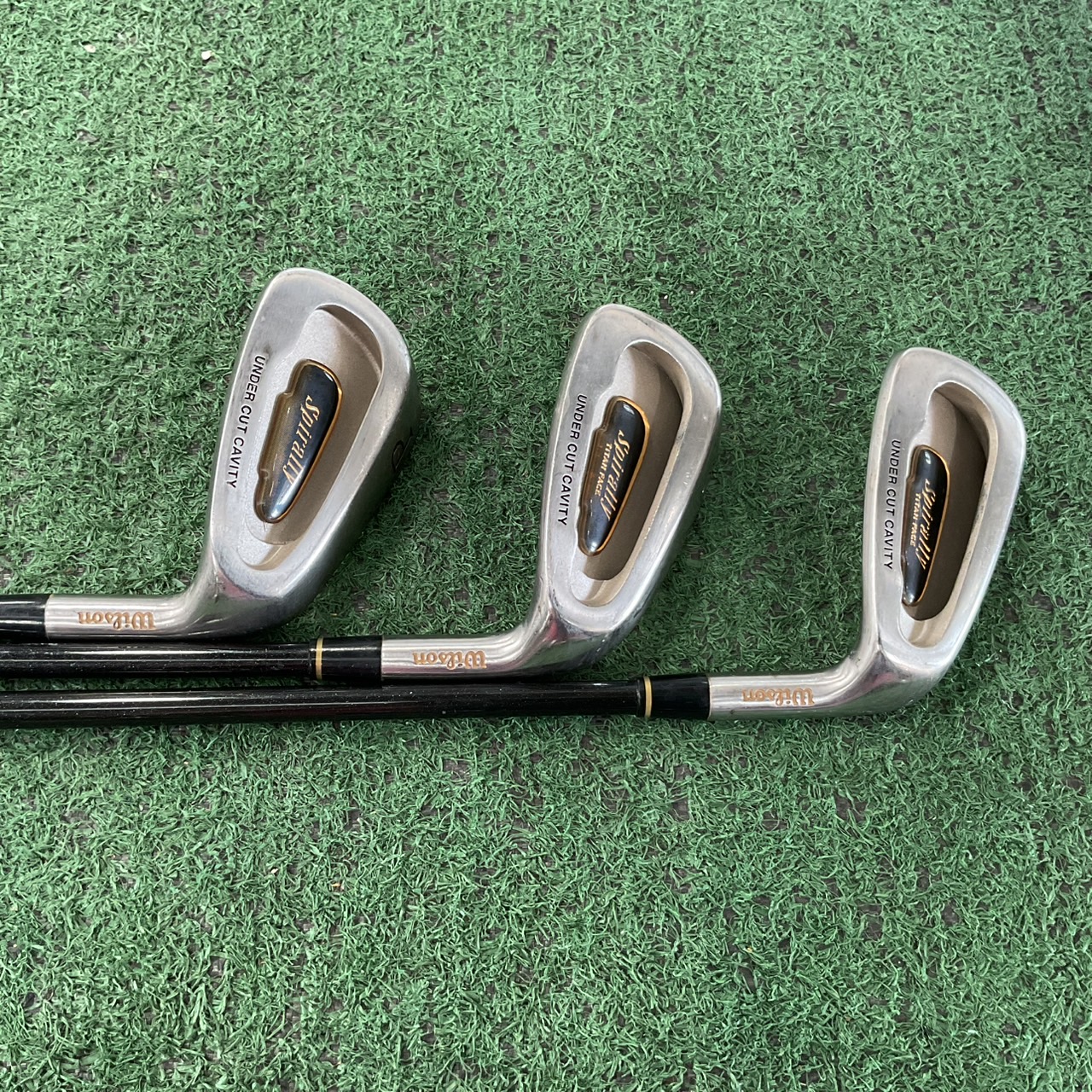 ไม้กอล์ฟ Wilson : Spirally / HIGH MODULUS ก้านกราไฟร์