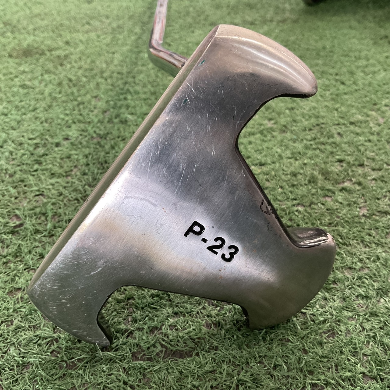 PUTTER P-23 ก้านเหล็ก