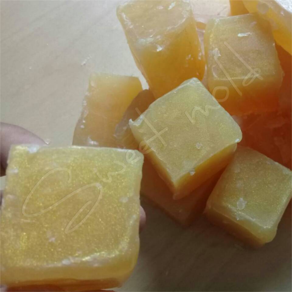 เบสสบู่กลีเซอรีนไหมทองคำ ขนาด1กิโลกรัม