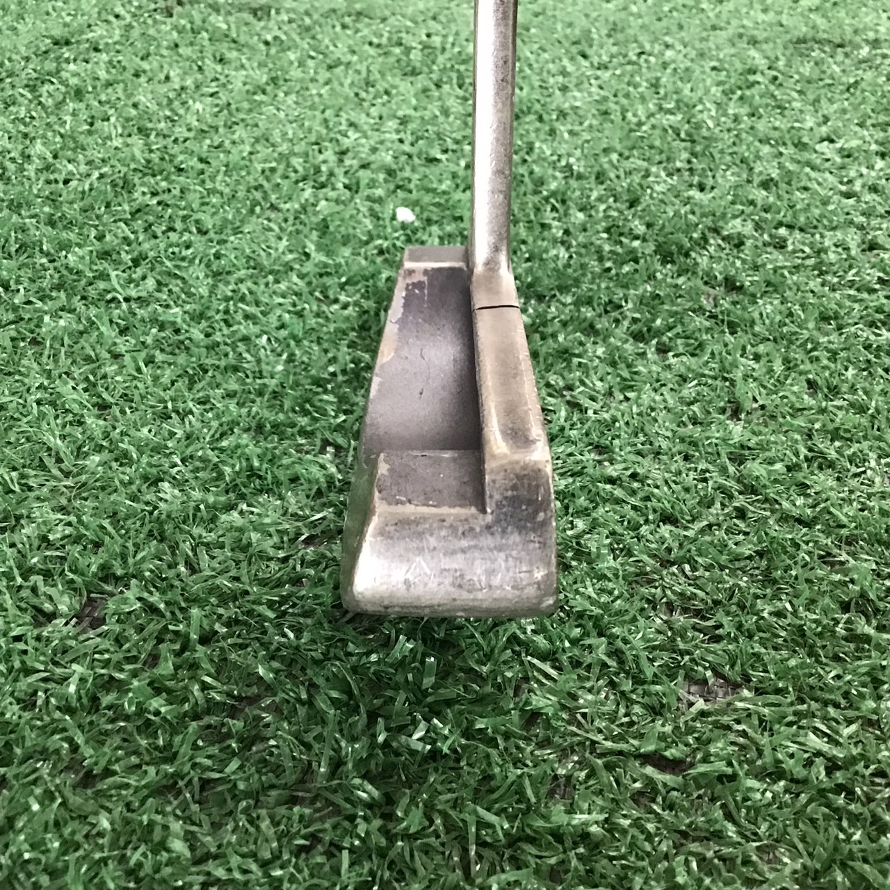 PUTTER J.BOSS : Grand Tour ก้านเหล็ก