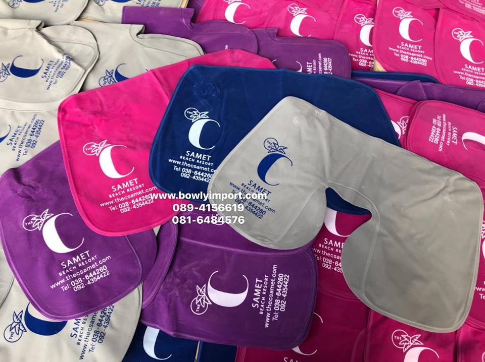 หมอนรองคอเป่าลม เนื้อผ้ากำมะหยี่ พร้อมสกรีนโลโก้