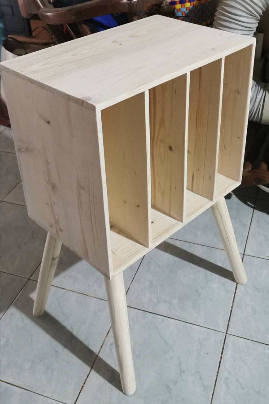 ชันไม้ ชั้นไม้เก็บแผ่นเสียง ชั้นวางแผ่นเสียง ชั้นไม้วางแผ่นเสียง