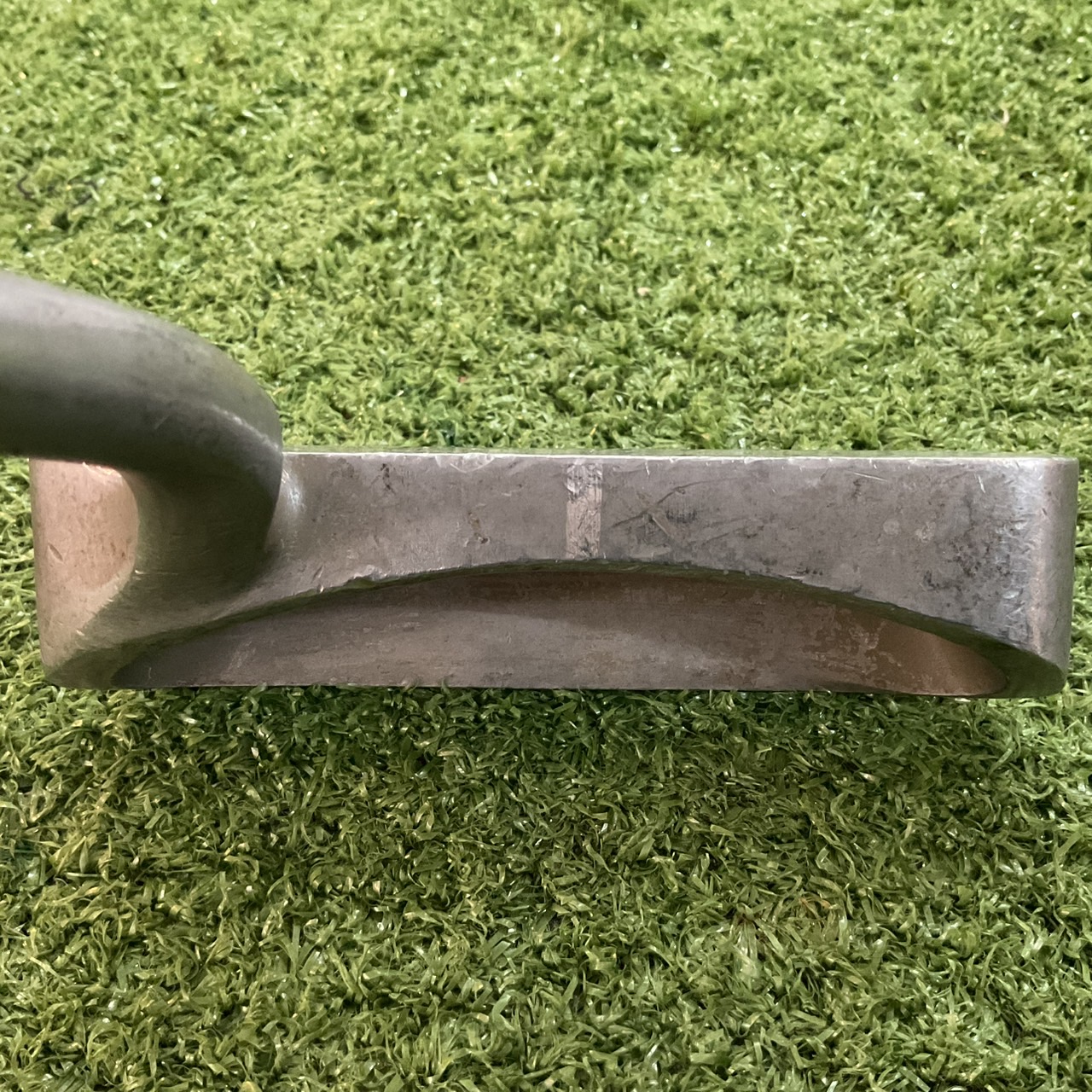 PUTTER Wilson : 8801 ก้านเหล็ก