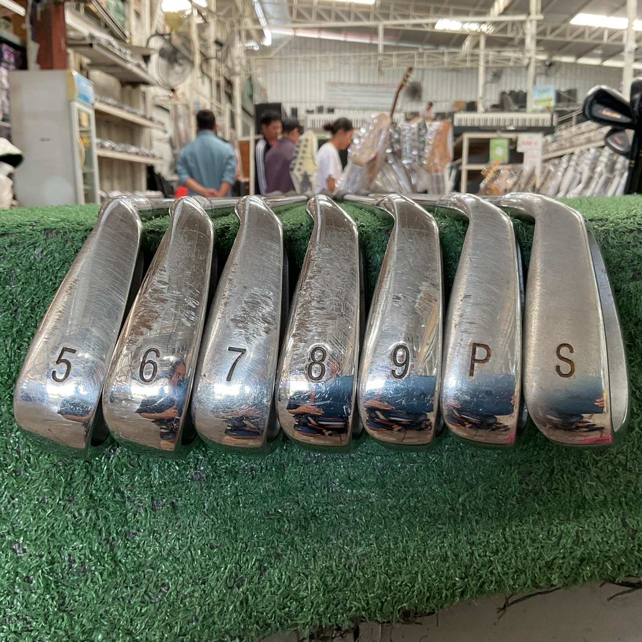 ไม้กอล์ฟ Fitway : LOW GRAVITY / 8056 ก้านกราไฟร์