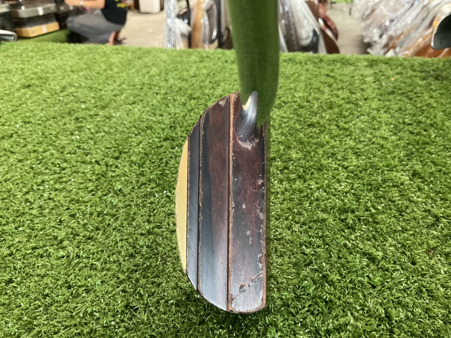 PUTTER SAKURA : WP-9701 ก้านเหล็ก