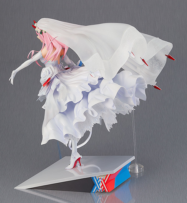 Good Smile Company Darling in the FRANXX 1/7 Zero Two: For My Darling
