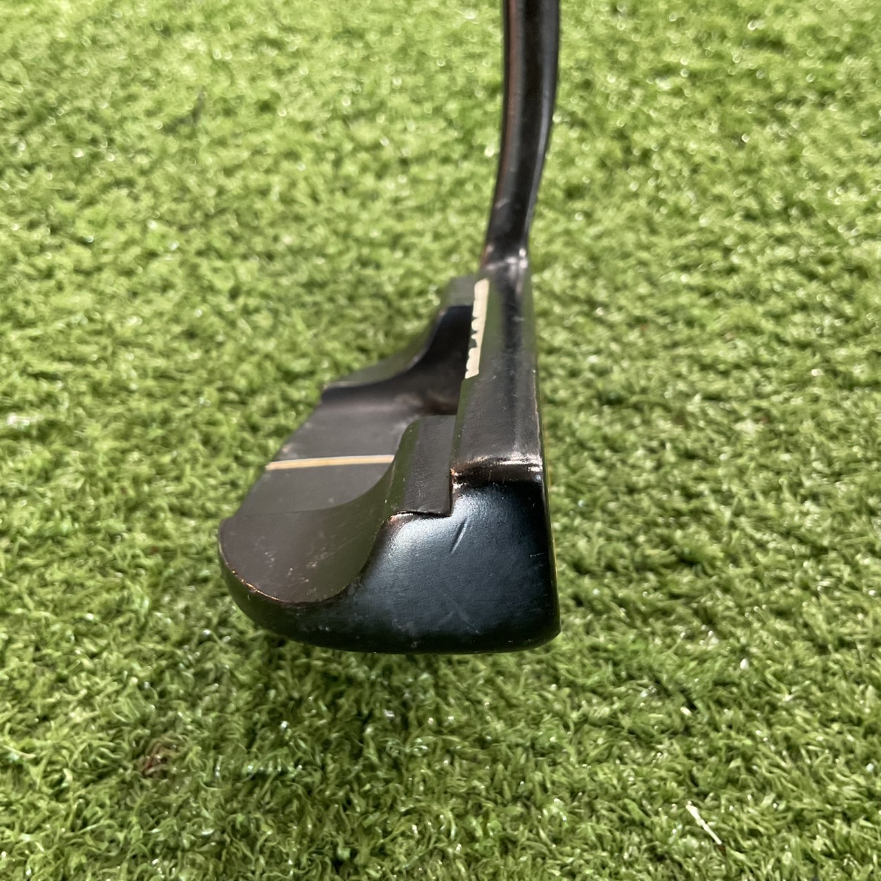 PUTTER TaylorMade : Rossa maranello 8 ก้านเหล็ก