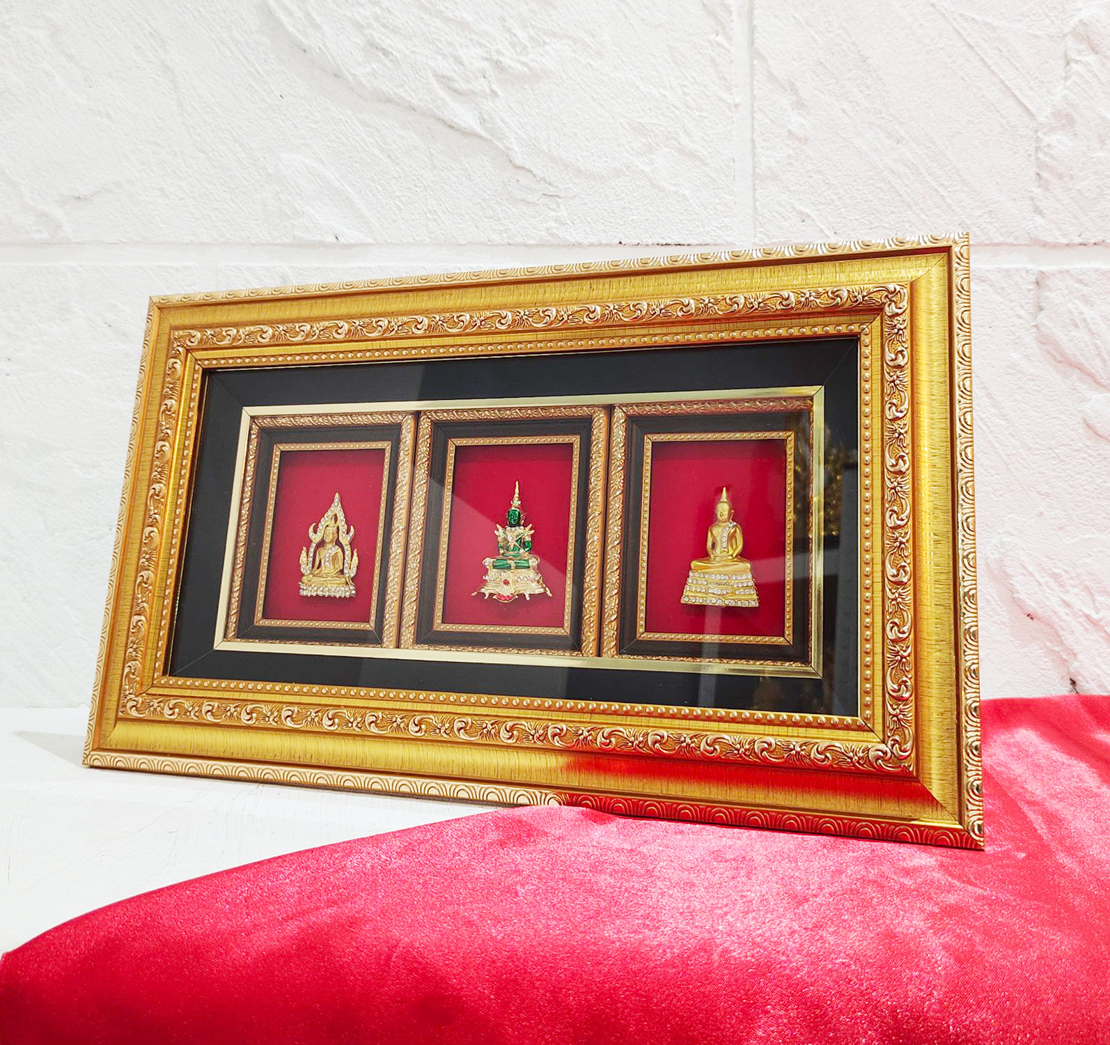 กรอบรูปพระคู่บ้าน ของขวัญขึ้นบ้านใหม่เพื่อความเป็นมงคล