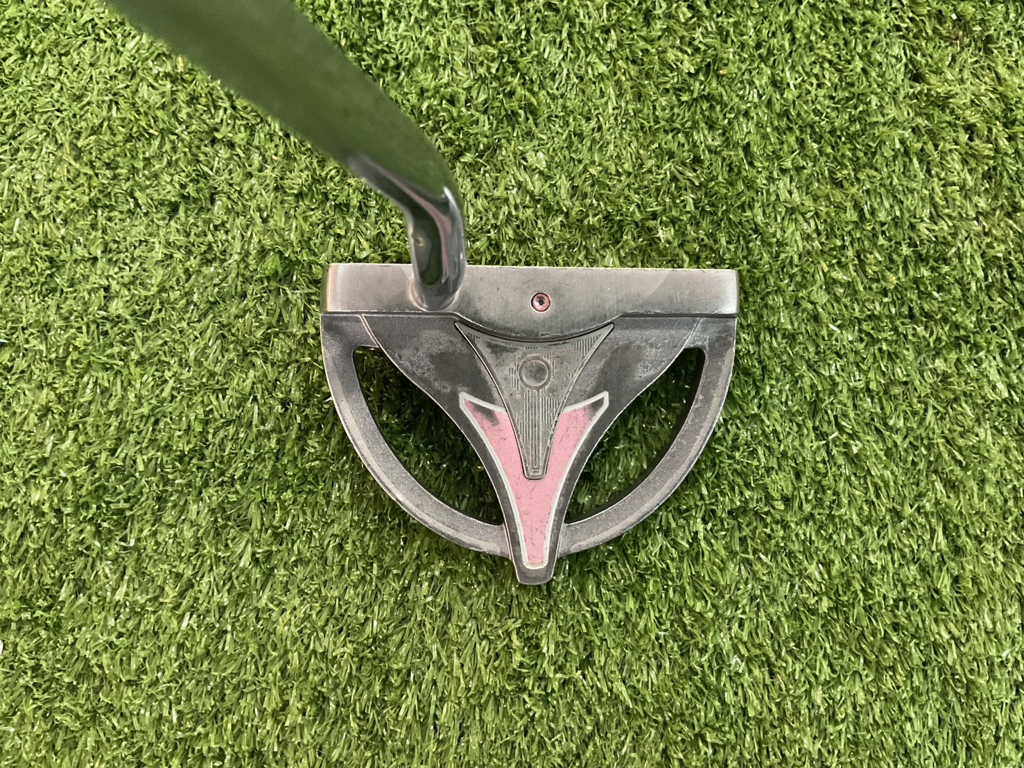 PUTTER BRIDGESTONE : TOURSTAGE ViQ CL ก้านเหล็ก