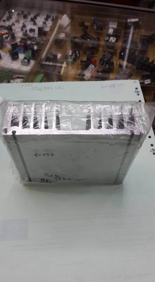 ฮีทซิ้งรุ่น757ก11.5CMxยาว11CMxหนา3.3CM รุ่น757C