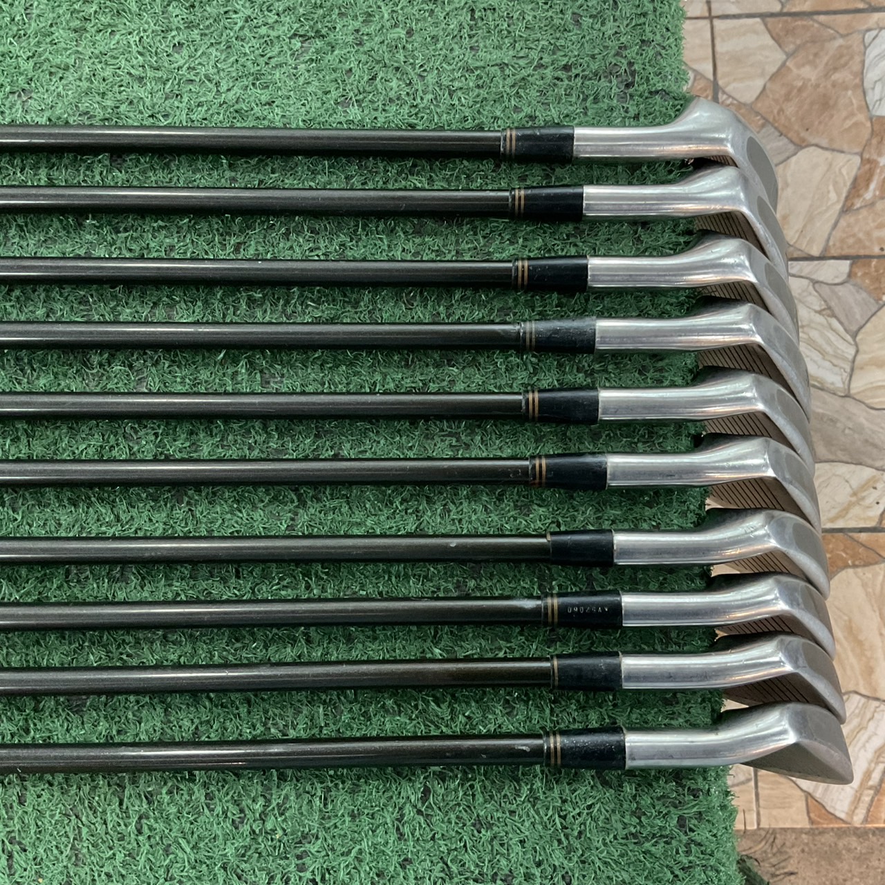 ไม้กอล์ฟ SNAKE EYES : GREAT King Viper ก้านกราไฟร์