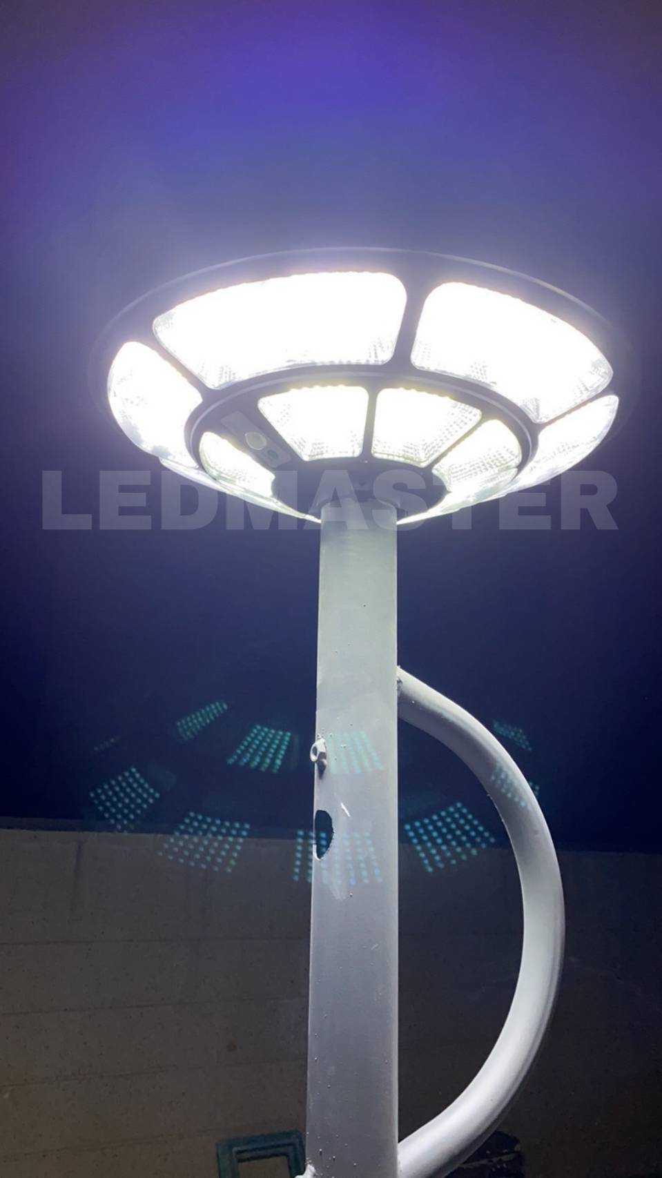 NEW รุ่นพรีเมี่ยม JD เเท้ โคมไฟถนนโซล่าเซลล์ UFO Solar Light ไฟโซล่าเซลล์ JD ของเเท้ โคมไฟจานบิน