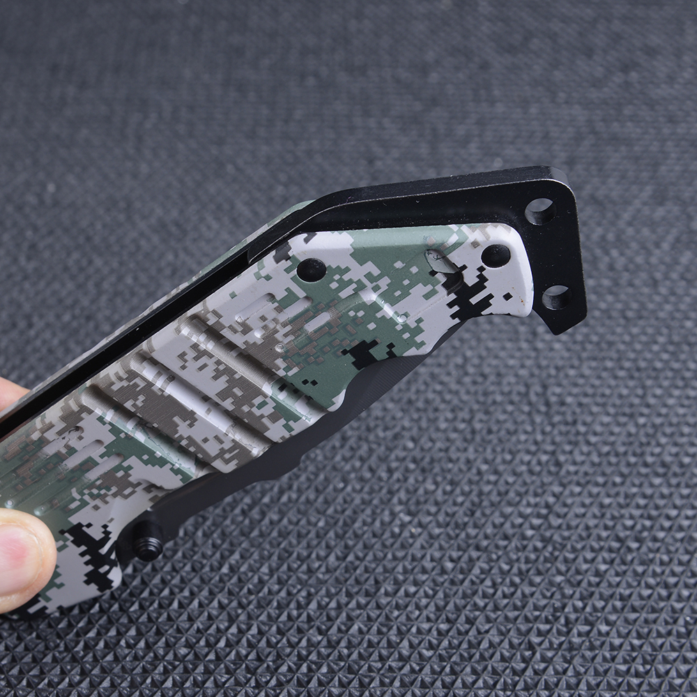 CS-87 DA89 มีดเดินป่า มีดแคมปิ้ง Black Blade Cold Steel Metal Pattern Handlle ใบมีดสแตนเลสเทาเข้ม ยาว 23 ซม. ชิ้น 450 กรัม ลายพราง 23 cm