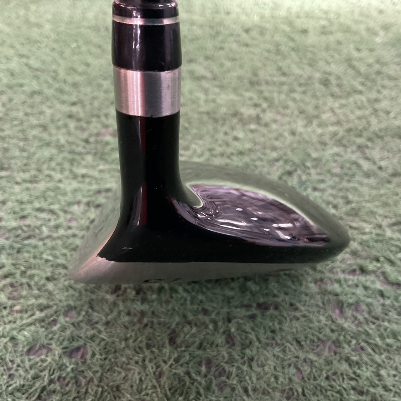 UTILITY 33 องศา Larouge : HT2 #15/ FD-60w FLEX-R ก้านกราไฟร์