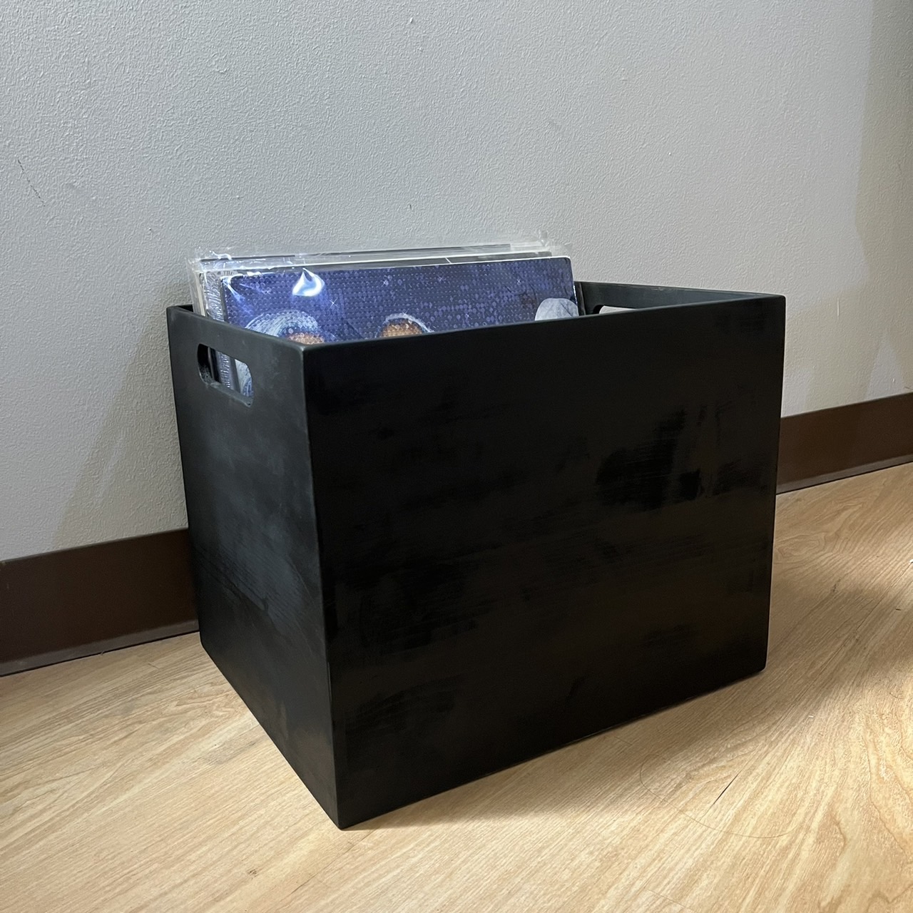 ลังไม้ ลังไม้ตกแต่งบ้าน ลังไม้เก็บแผ่นเสียง ลังไม้เก็บของ สีดำ