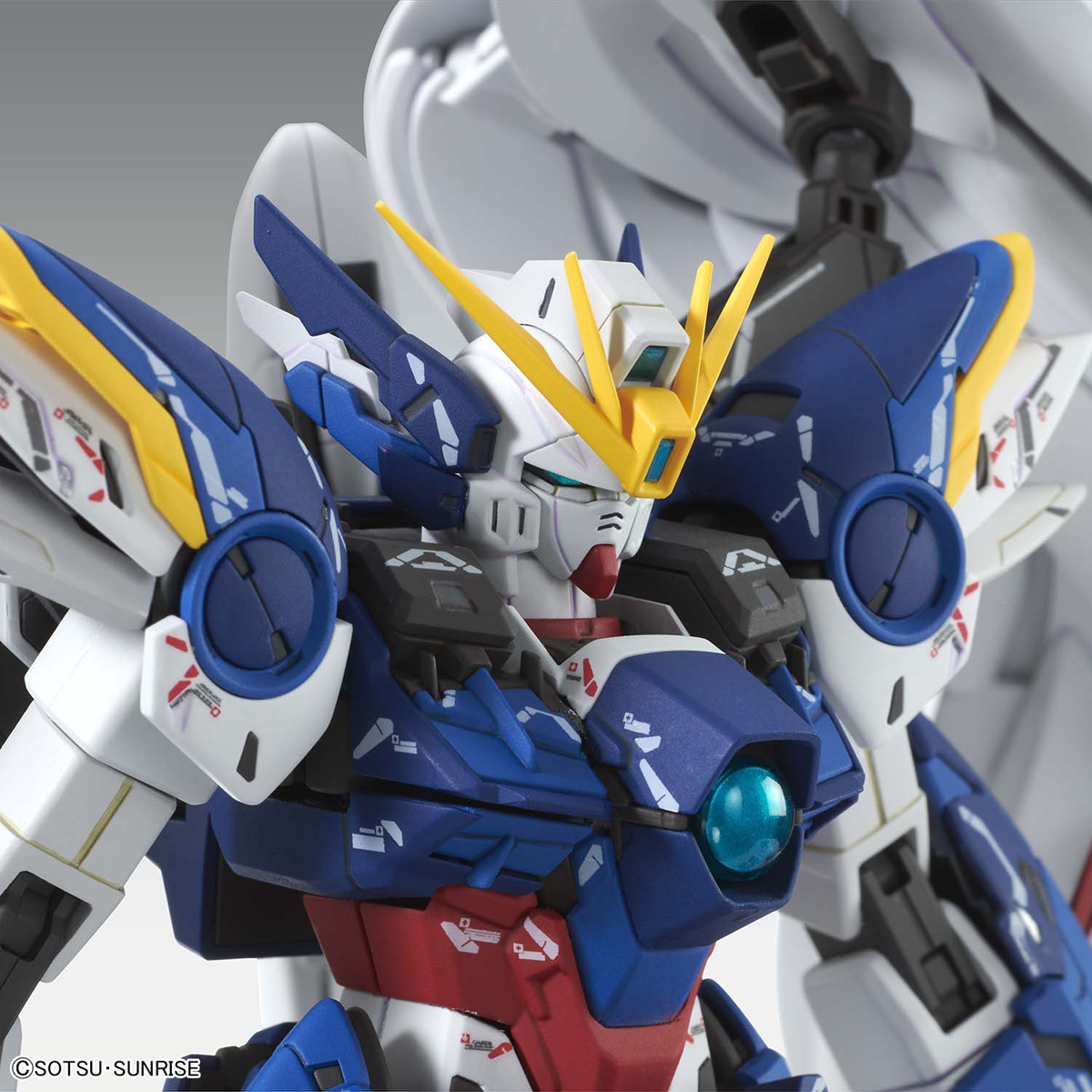 1060760 MG 1/100 WING GUNDAM ZERO EW Ver.Ka