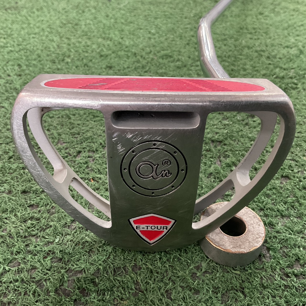 PUTTER OLN : E-TOUR ก้านเหล็ก