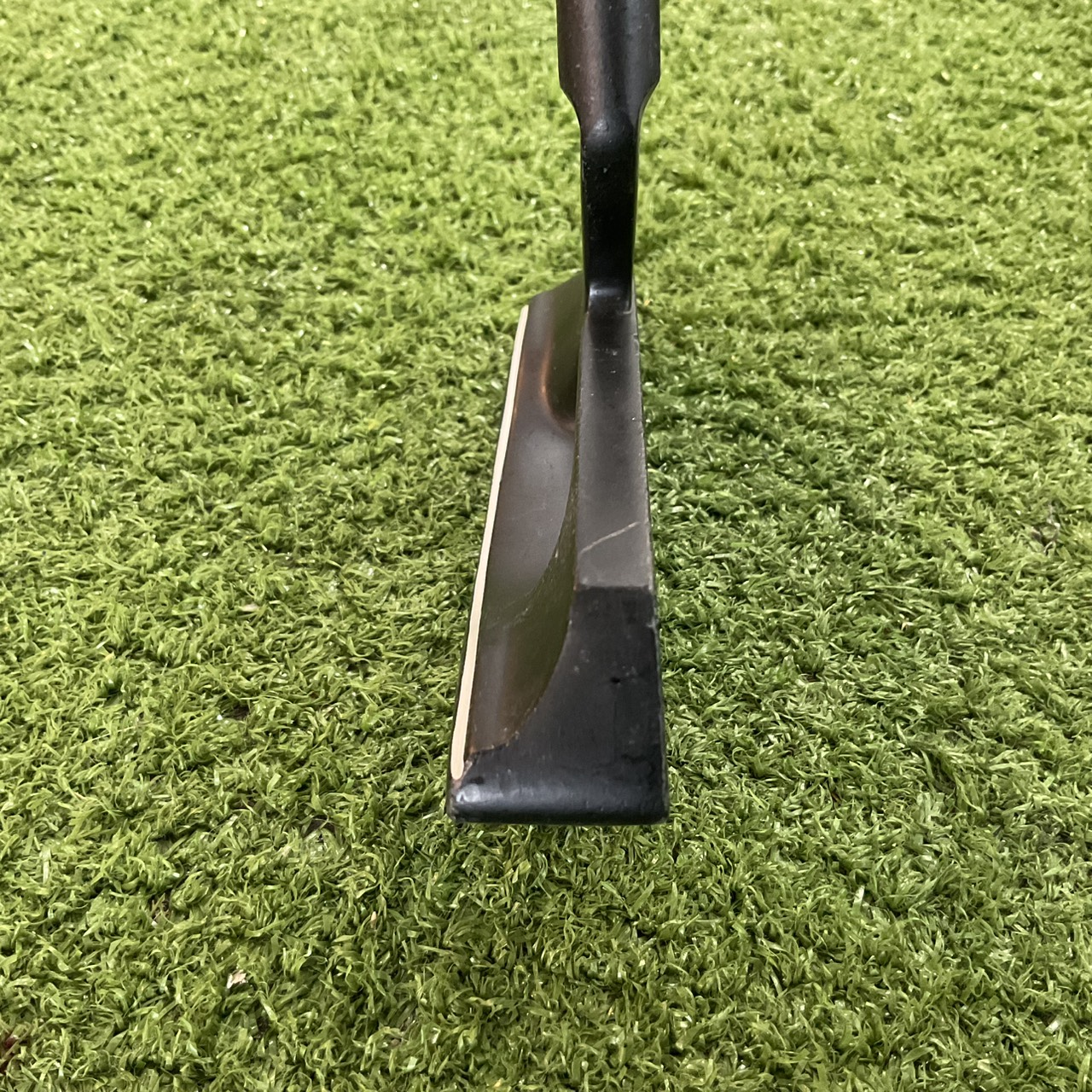 PUTTER Golder Bear : BEVERLY SPORTS ก้านกราไฟร์