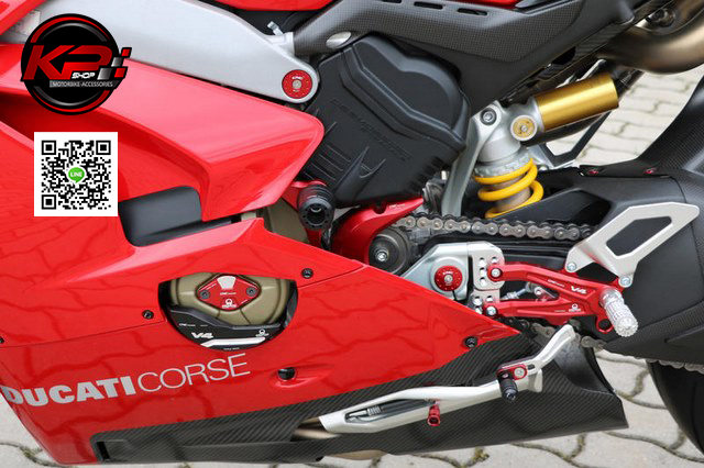 กันล้มกลาง CNC RACING FOR DUCATI PANIGALE V4