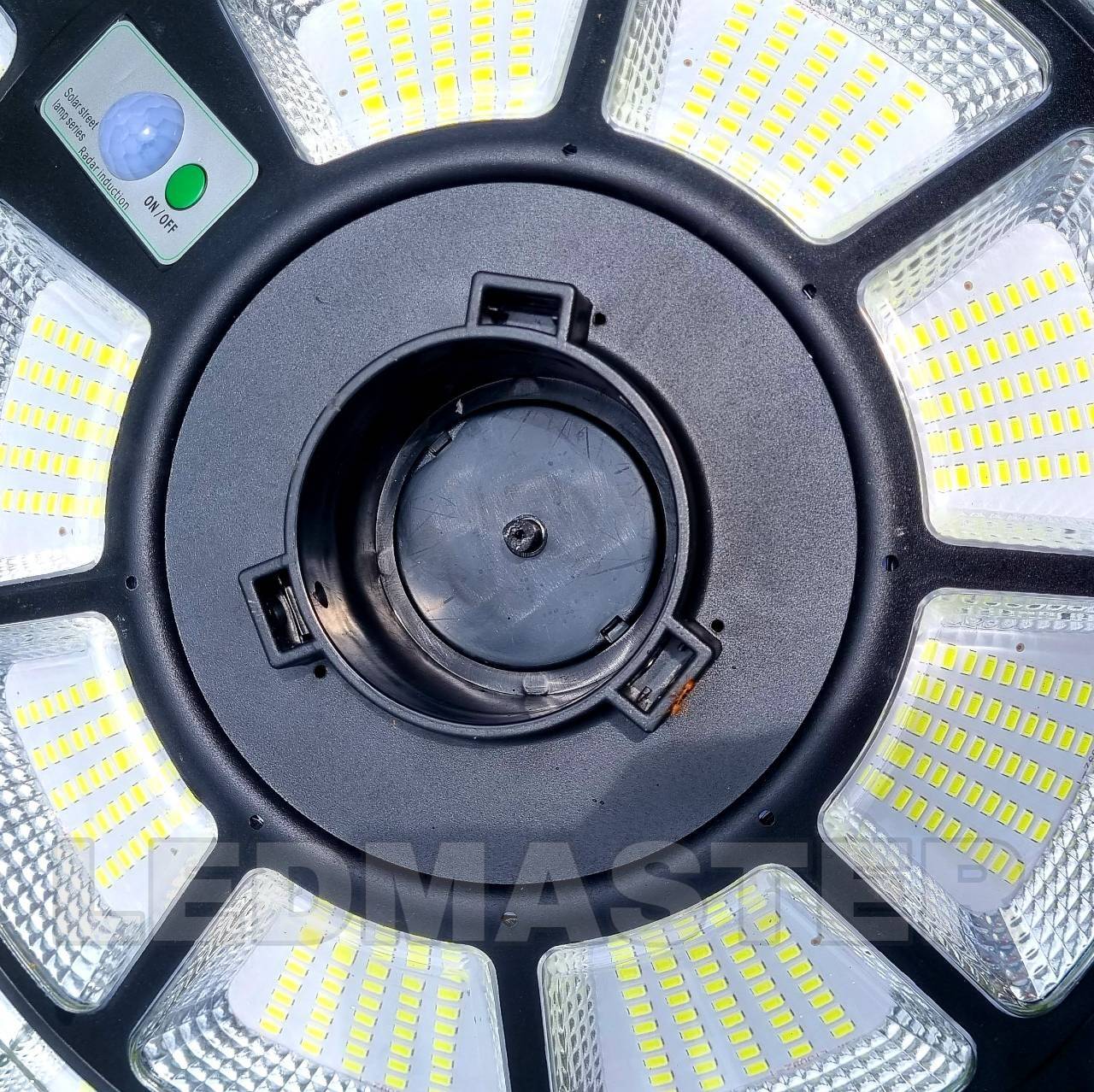 📢พร้อมส่ง รุ่น Premium โคม UFO JD-Jindian เเท้ สว่างมาก (มีคลิปรีวิว) โคมไฟโซล่าเซลล์ ปรับได้ 2 โหมด Sensor/สว่างคงที่ ไฟถนนโซล่าเซลล์ ไฟทาง พลังง