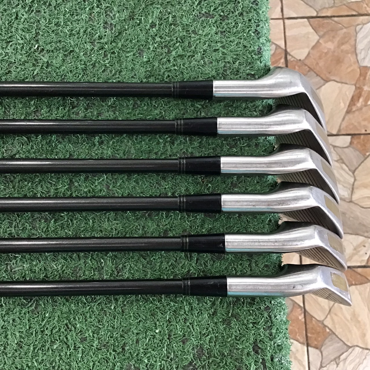 ไม้กอล์ฟ TOUR GOLF : Power Titan / TOUR CRUZ ก้านกราไฟร์