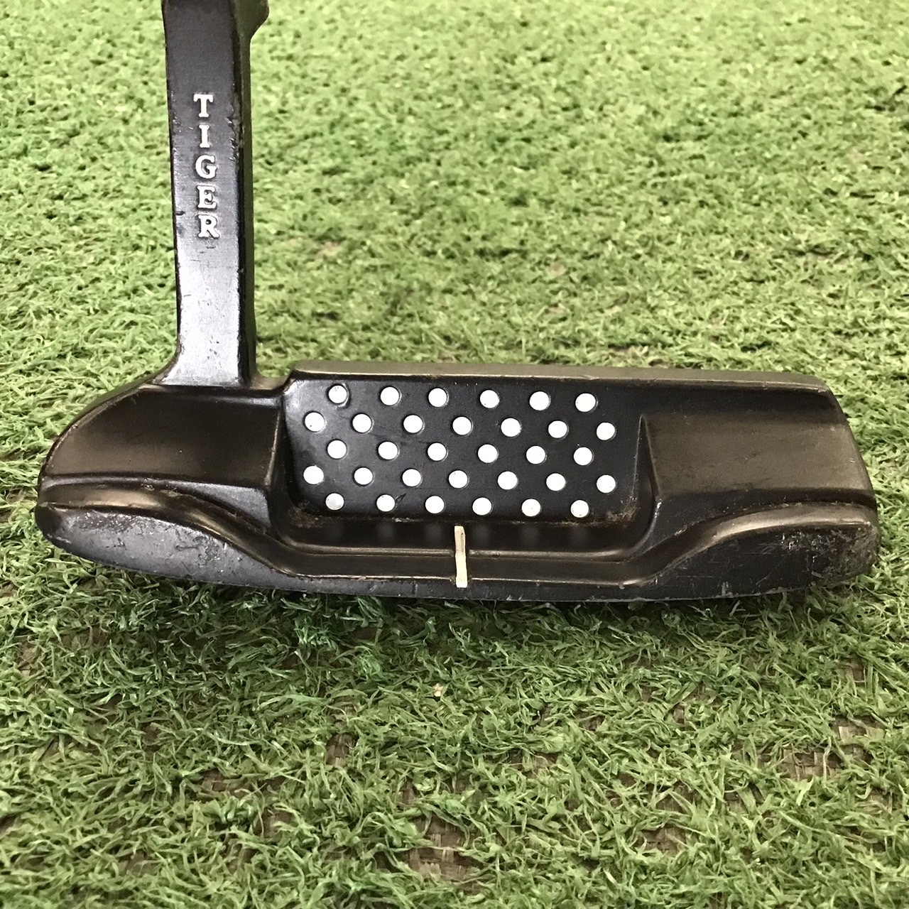 PUTTER TIGER IMPERIAL : NEWCHAMP by B&H ก้านเหล็ก