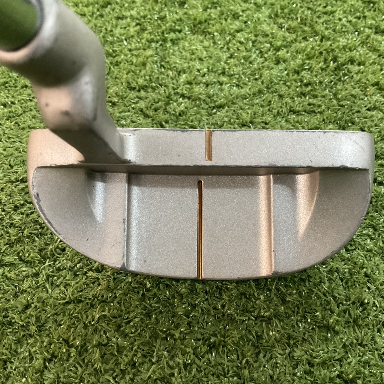 PUTTER Mizuno : efil ก้านเหล็ก (สำหรับผู้หญิง)