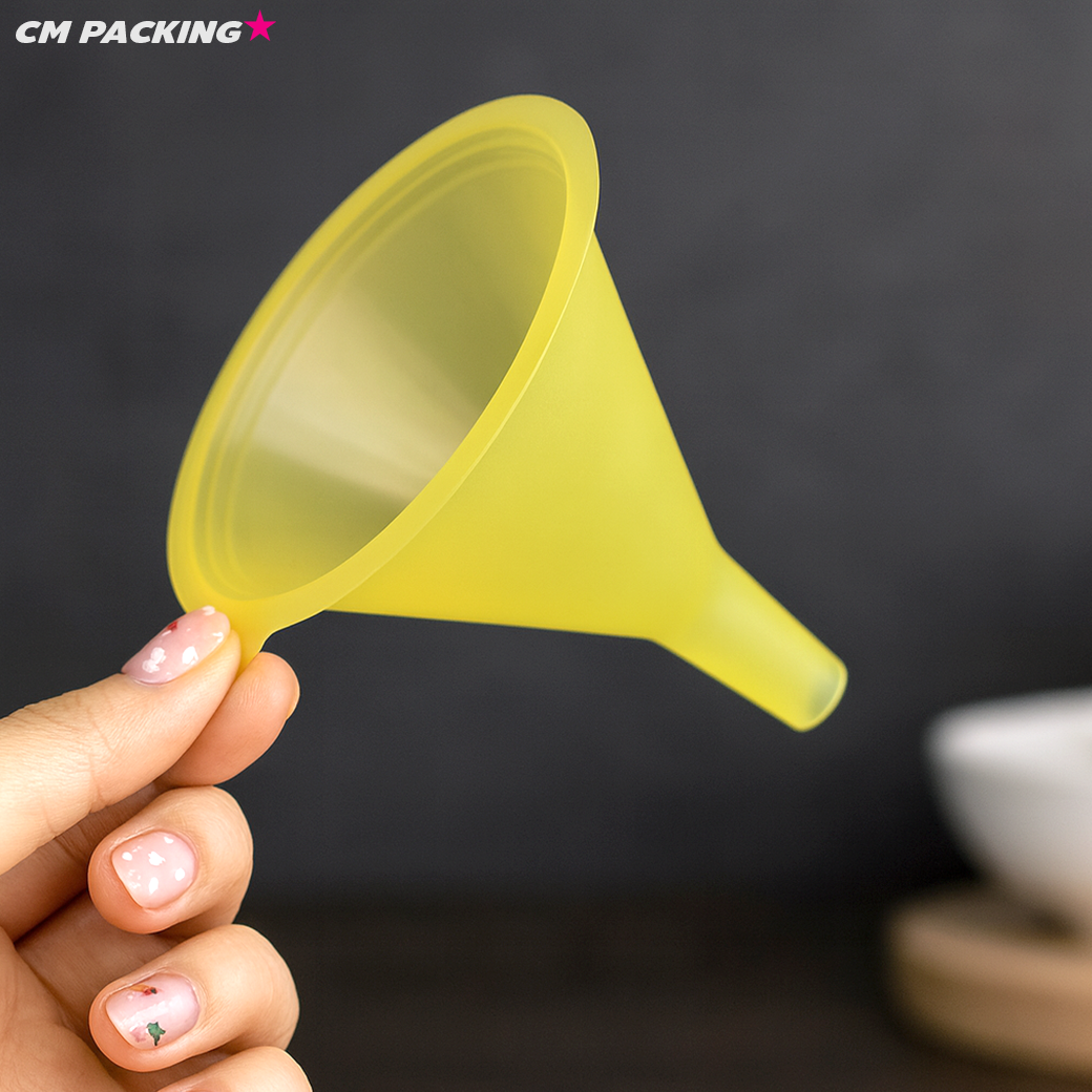 กรวยขนาดใหญ่ สำหรับบรรจุของเหลว เนื้อพลาสติกใสอย่างดี