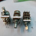 ขาย โวลุ่ม50KC โวลุ่ม4ชั้น แกนสั้น12ขา แกนยาว16มม. โวลุ่มฺC50K โวลุ่ม วอลลุ่ม C50K 50KC 4ชั้น สี่ชั้น โวล่ม4ชั้น โวล่มสี่ชั้น 12ขา โวล่ม12ขา ตัวกว้าง16mmตัวยาว43MM. ALPHA ไต้หวัน ของแท้ ราคา ตัวละ . . . หน่วย บาท