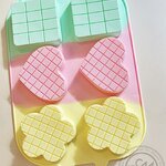 แม่พิมพ์หัวใจ ดอกไม้ สี่เหลี่ยม คละลาย 6ช่อง ขนาด55-65กรัม