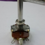 200โอห์ม1.5Wโวลุ่มไววาว200R wirewoรุ่นW472รุ่นW-472 200ohmโวลุ่ม200โอมห์1.5Wohmรุ่นW472ราคาตัวละ