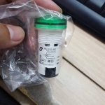 รุ่นXB7-EV0-MP-220VACไพลอตแลมป์สีเขียว220VACpilot lamp GREENไพลอตแลมป์ราคาตัวล่ะ