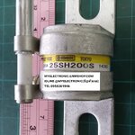 ขาย ฟิวส์200A250V มีอินทิเกรเตอร์ ฟิวส์สองร้อยแอมป์ สองร้อนห้าสิบโวลท์ ฟิวส์200A 250V รุ่น 25SH200S FUSE INDICATOR ยี่ห้อ HINODE ของแท้ ราคา ตัวละ . . . . หน่วย บาท