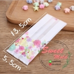 ถุงซองพลาสติกขุ่นขยายข้างสีขาวลายดอกไม้ 5.5x13.5+3 cm. 100 ชิ้น : 006929