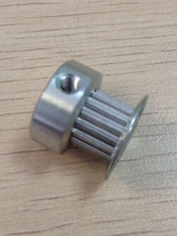 Pulley GT2 16T รูใน 5 mm