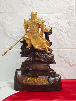 เทพเจ้ากวนอู ของขวัญปีใหม่ให้ผู้ใหญ่