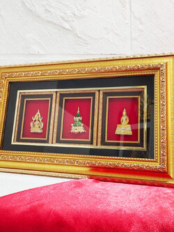 กรอบรูปพระคู่บ้าน ของขวัญขึ้นบ้านใหม่เพื่อความเป็นมงคล