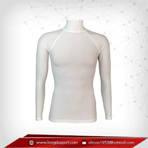 เสื้อรัดรูป แขนยาวคอเต่า