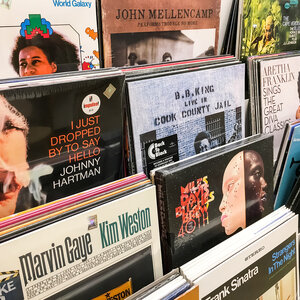 แผ่นเสียงมือสอง คัดเกรด สภาพดี