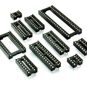 73*1 SOCKET ICขาแบน